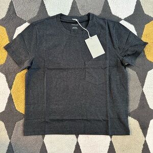 BNWT Everlane The Organic Cotton Box-Cut Pocket Tee in Charcoal